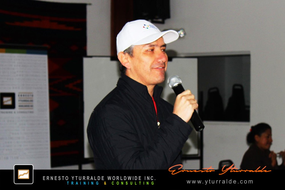 Team Building Coach LATAM | Coaching vivencial y outdoor training para líderes organizacionales