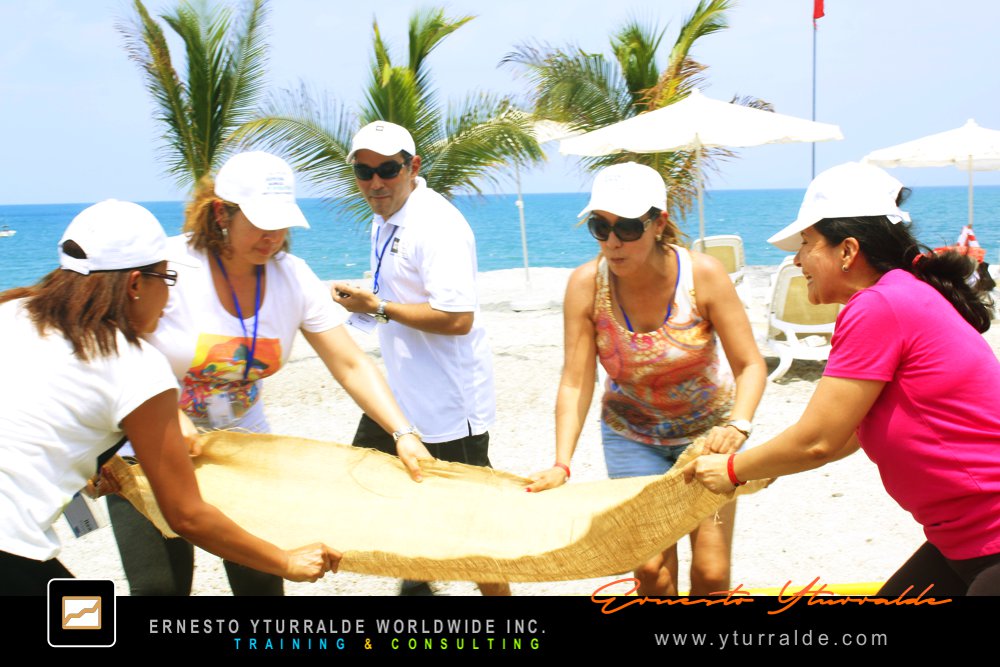 Team Building Coach LATAM | Actividades vivenciales para fortalecer la cohesión y confianza del equipo